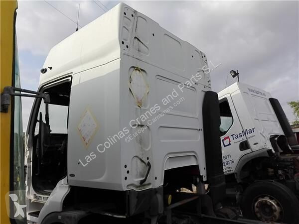 قطع غيار الآليات الثقيلة Renault Cabine...