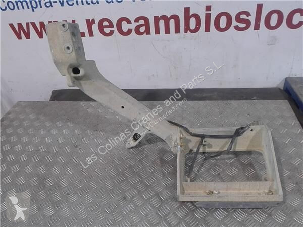 قطع غيار الآليات الثقيلة Renault Marchepied...