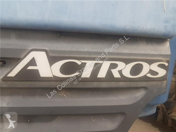 قطع غيار الآليات الثقيلة Mercedes Revêtement...