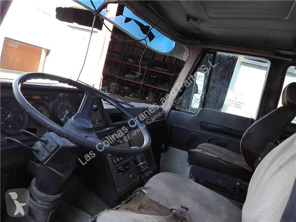 قطع غيار الآليات الثقيلة Renault Cabine pour...