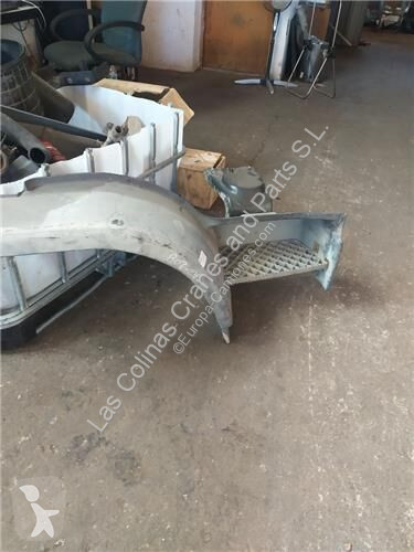 قطع غيار الآليات الثقيلة Iveco Marchepied...
