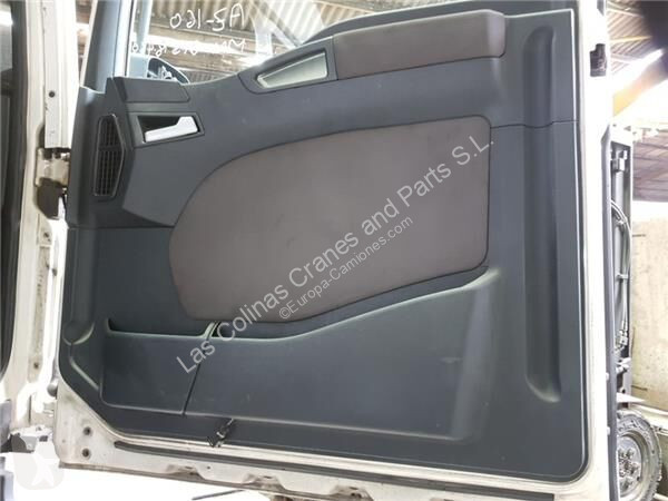 قطع غيار الآليات الثقيلة MAN Porte pour camion