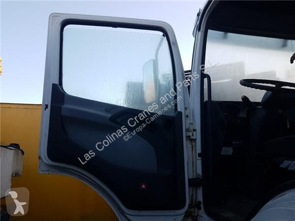 قطع غيار الآليات الثقيلة Mercedes Porte pour...