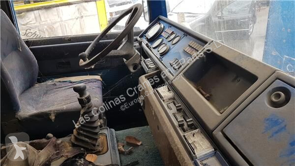 قطع غيار الآليات الثقيلة Renault Cabine pour...