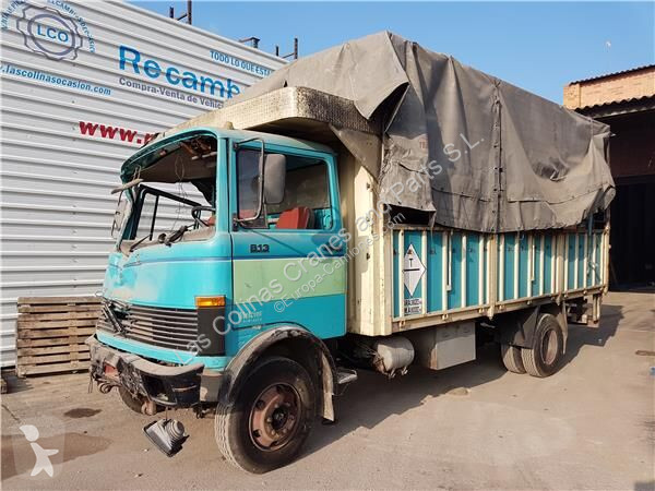 قطع غيار الآليات الثقيلة Mercedes Vitre...