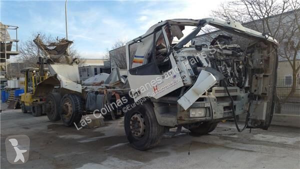 قطع غيار الآليات الثقيلة Iveco Phare pour camion