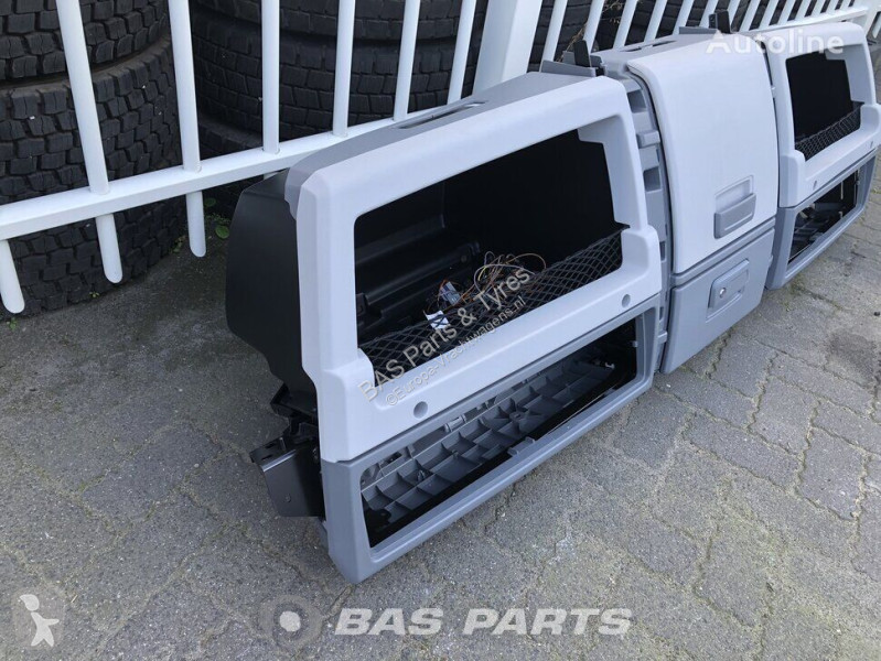 قطع غيار الآليات الثقيلة Renault