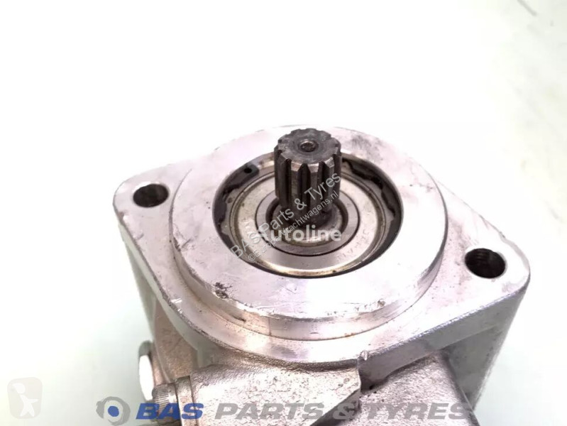 Pièces poids lourds Mercedes Steering pump...