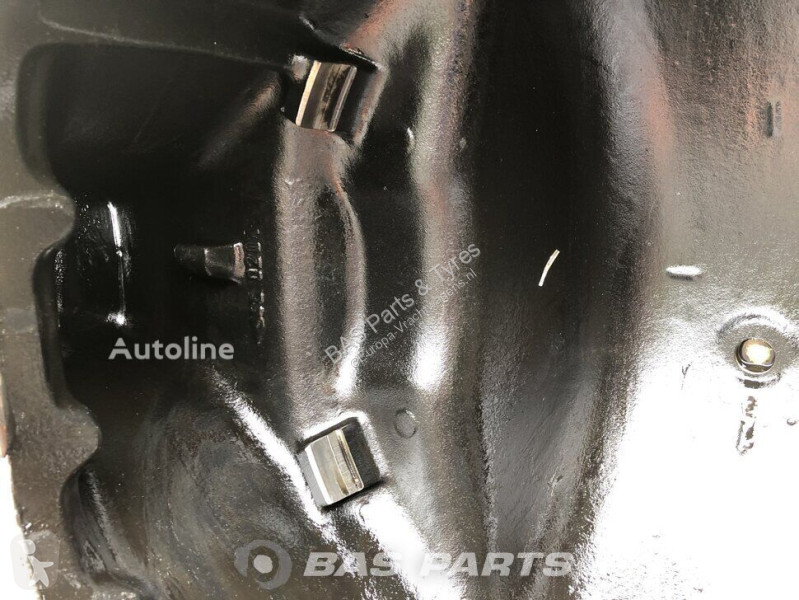 قطع غيار الآليات الثقيلة Mercedes housing Mercedes