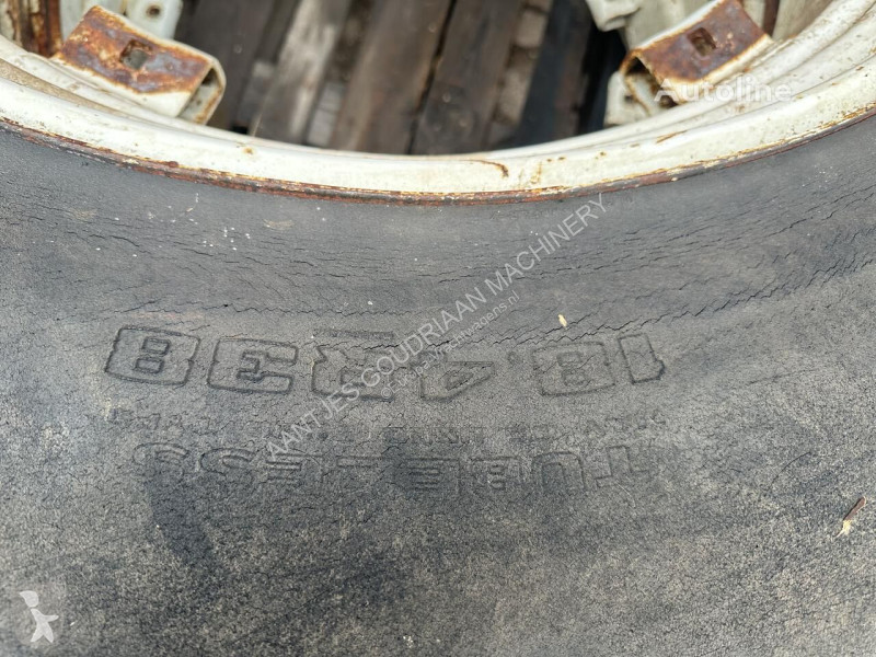 Pezzi di ricambio per mezzi pesanti Goodyear...