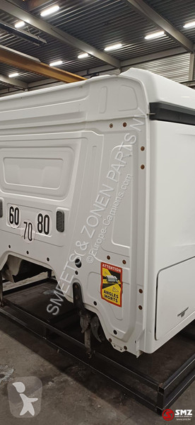 قطع غيار الآليات الثقيلة Mercedes Occ cabine...