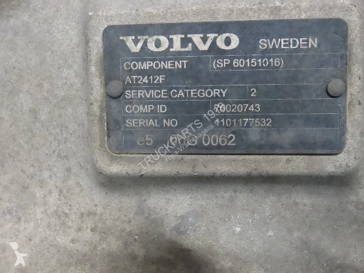 قطع غيار الآليات الثقيلة Volvo 60151016...