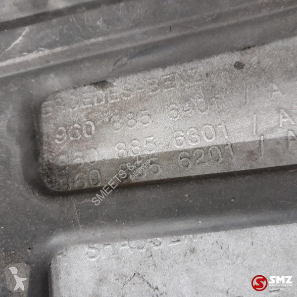 قطع غيار الآليات الثقيلة Mercedes Occ bumper...