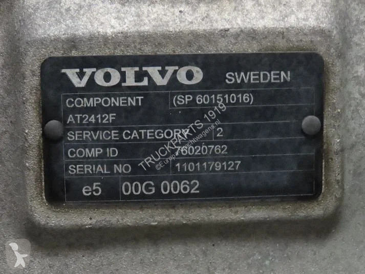 قطع غيار الآليات الثقيلة Volvo 60151016...