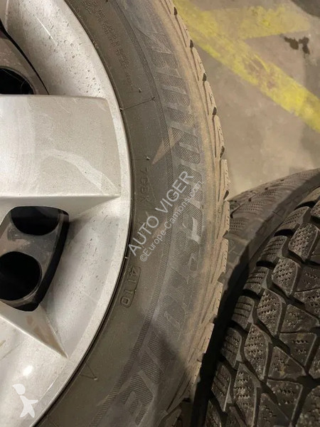 قطع غيار الآليات الثقيلة Bridgestone *Mercedes...