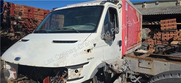 قطع غيار الآليات الثقيلة Iveco Tringlerie...