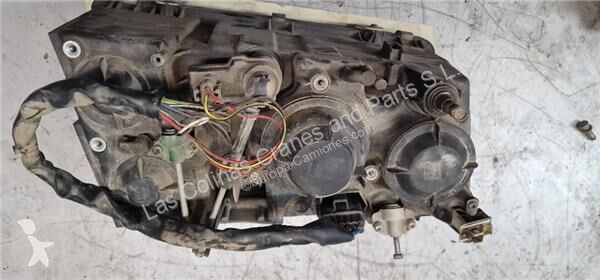 قطع غيار الآليات الثقيلة Volvo Phare 9842025...