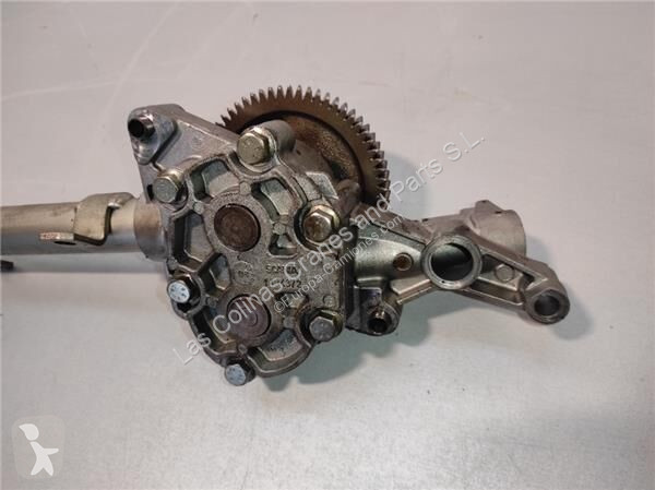 قطع غيار الآليات الثقيلة Scania Pompe à huile...