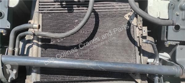 قطع غيار الآليات الثقيلة Iveco Radiateur de...