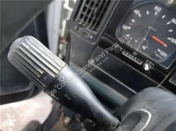 قطع غيار الآليات الثقيلة Renault Commutateur de...