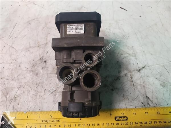 قطع غيار الآليات الثقيلة Volvo Valve de...