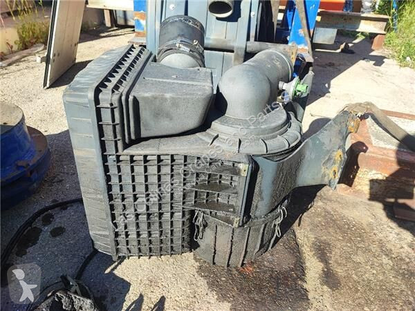 قطع غيار الآليات الثقيلة Iveco Filtre à air...