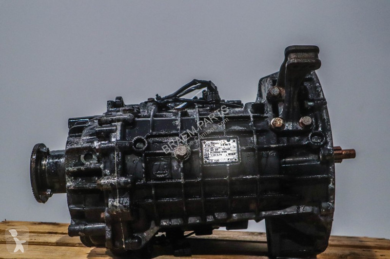 قطع غيار الآليات الثقيلة ZF TGL EURO5...