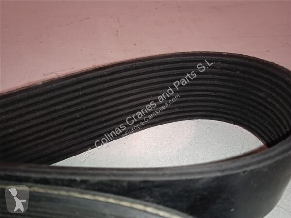 قطع غيار الآليات الثقيلة Iveco Courroie poly-V...