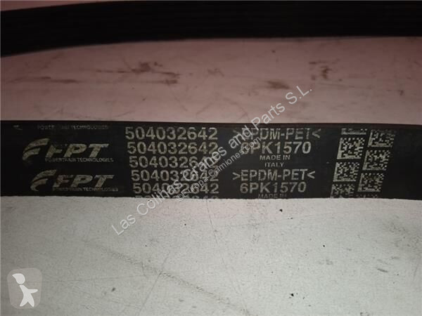 قطع غيار الآليات الثقيلة Iveco Courroie poly-V...