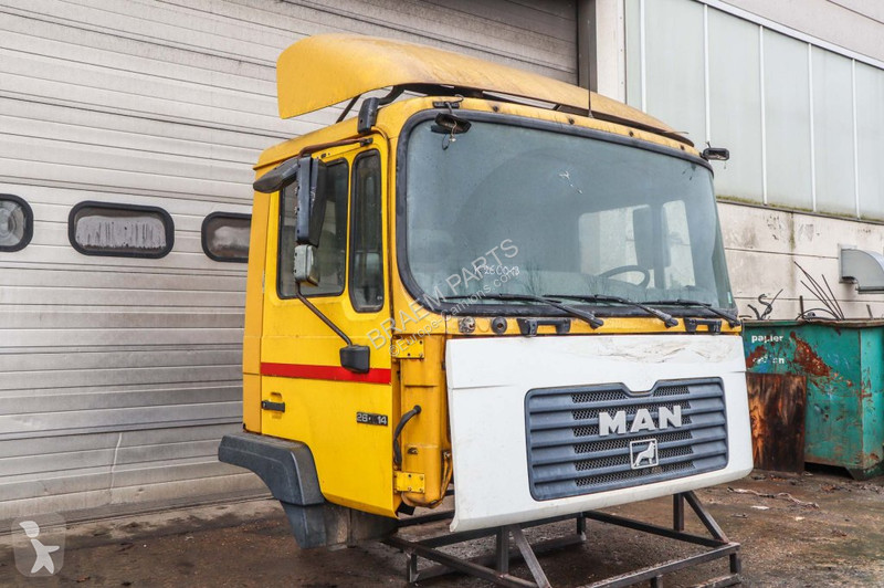 قطع غيار الآليات الثقيلة MAN F92L12 M2000