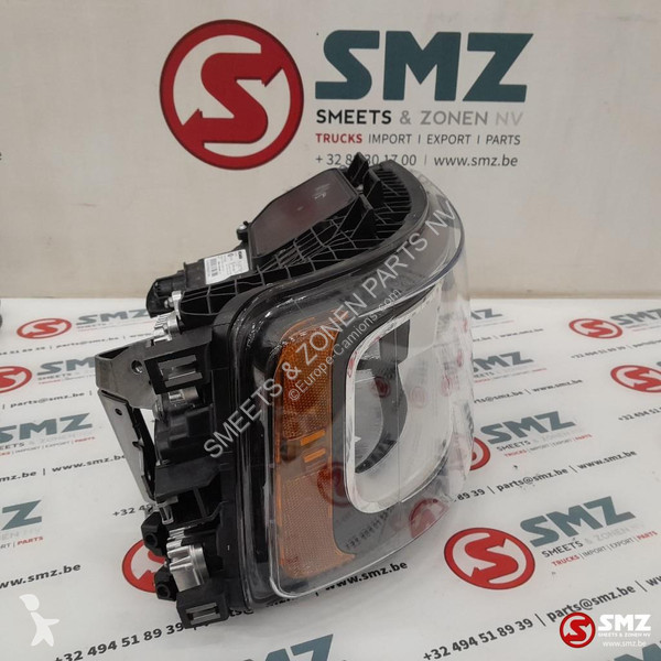 قطع غيار الآليات الثقيلة Scania Occ ED koplamp...