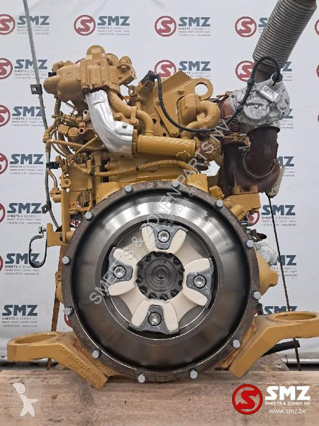 قطع غيار الآليات الثقيلة Caterpillar Motor c4.4...
