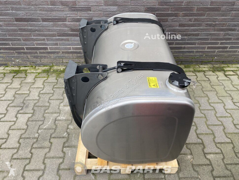 قطع غيار الآليات الثقيلة Volvo 490 Liter