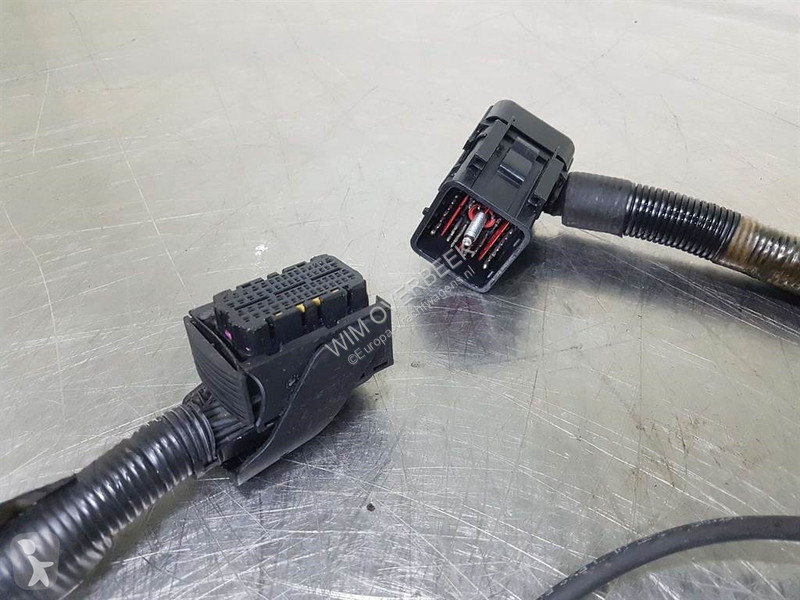 قطع غيار الآليات الثقيلة Ahlmann AZ150E -...