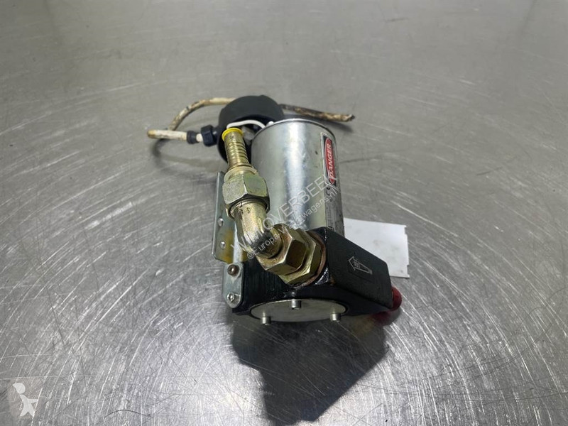 قطع غيار الآليات الثقيلة Ahlmann AZ150-Piusi...