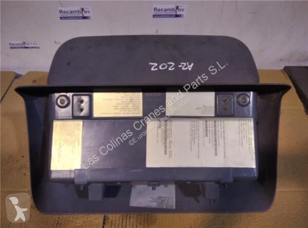 قطع غيار الآليات الثقيلة Iveco Boîte à gants...
