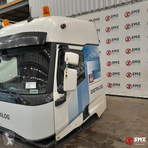 قطع غيار الآليات الثقيلة Renault Occ Cabine...