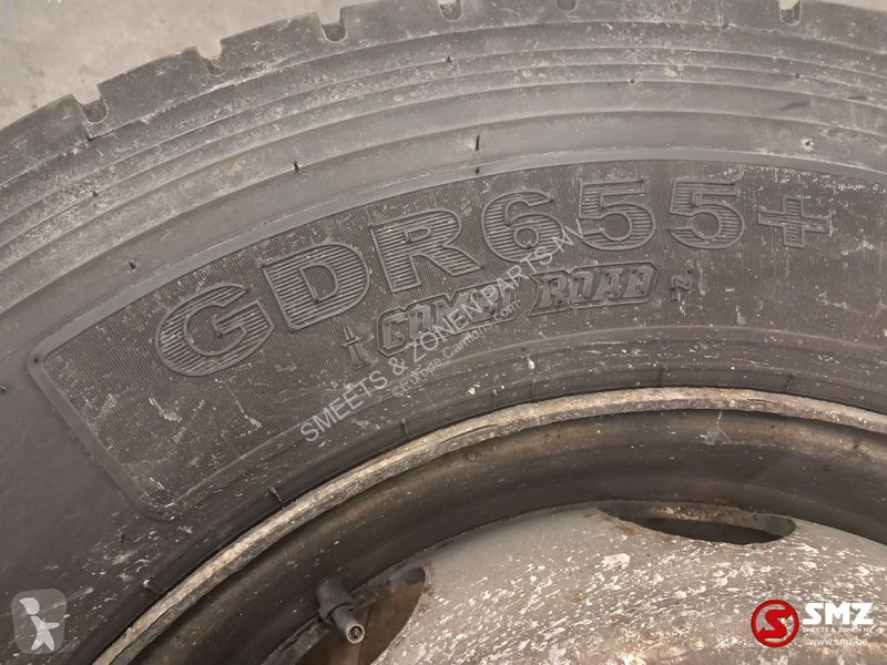 قطع غيار الآليات الثقيلة  Occ vrachtwagenband...