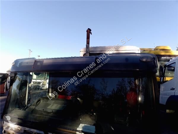 قطع غيار الآليات الثقيلة Iveco Pare-soleil...