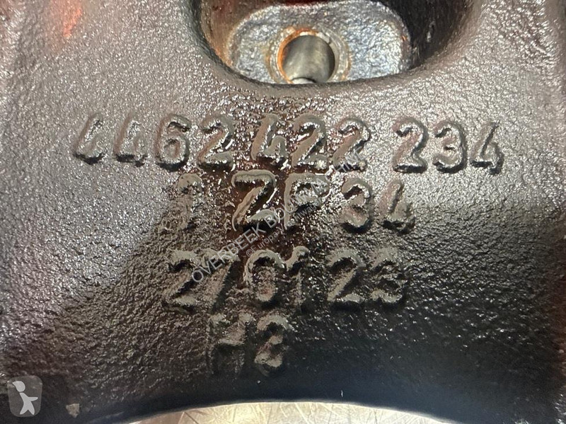 قطع غيار الآليات الثقيلة Yanmar V7-ZF...