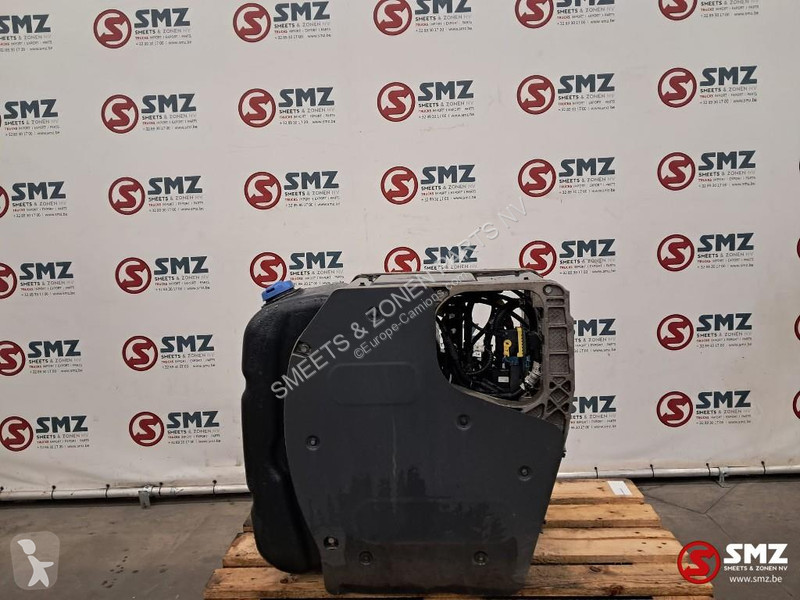 قطع غيار الآليات الثقيلة Renault Occ AdBluetank...