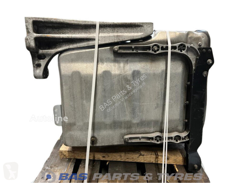 قطع غيار الآليات الثقيلة Renault T-Serie Silencer