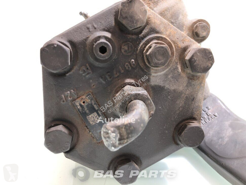 قطع غيار الآليات الثقيلة Renault Steering box