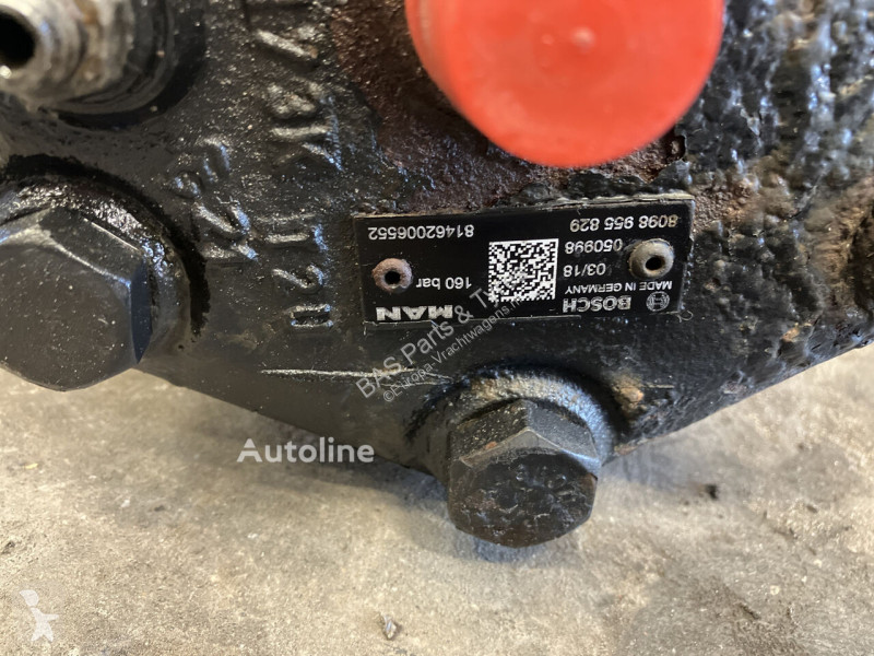 قطع غيار الآليات الثقيلة MAN Steering unit