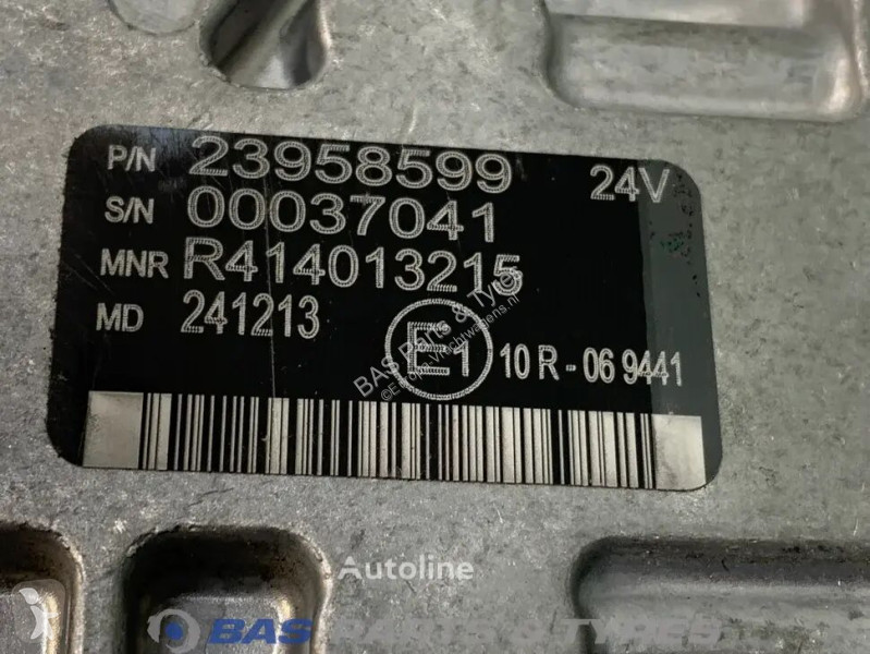 قطع غيار الآليات الثقيلة Renault