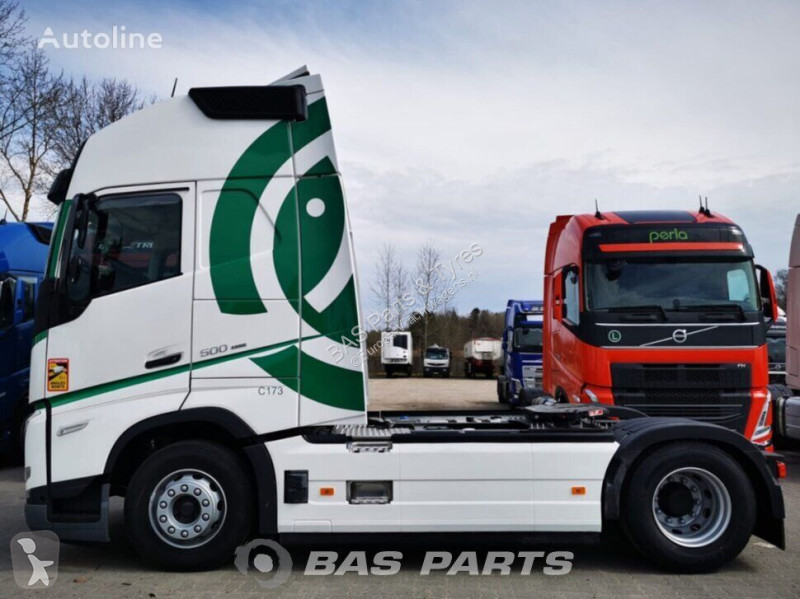قطع غيار الآليات الثقيلة Volvo