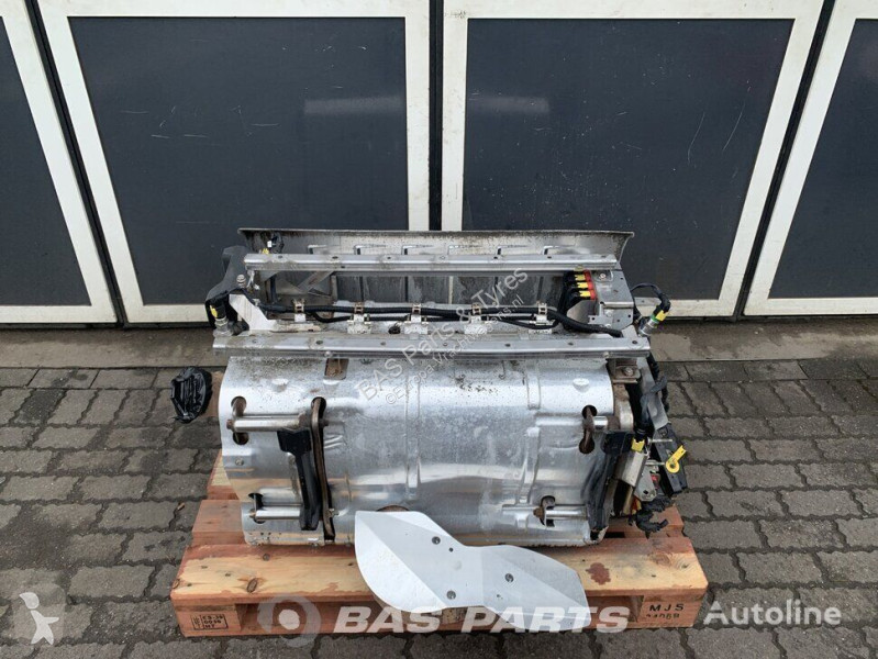 قطع غيار الآليات الثقيلة Mercedes Silencer...