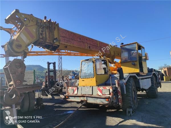 قطع غيار الآليات الثقيلة Liebherr Pommeau de...