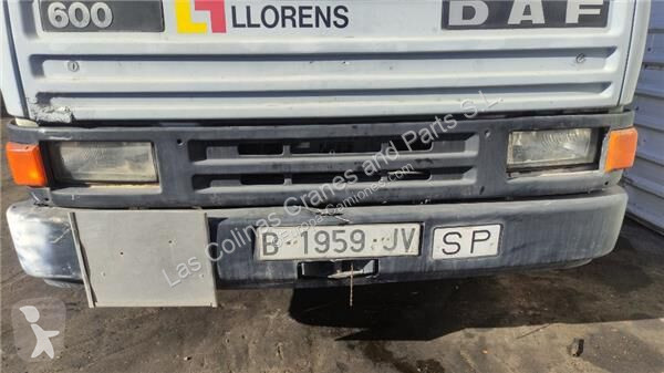 قطع غيار الآليات الثقيلة DAF Calandre  F 600 FA...