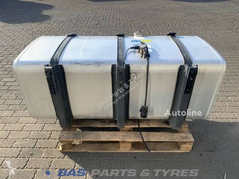 قطع غيار الآليات الثقيلة Scania 700 Liter